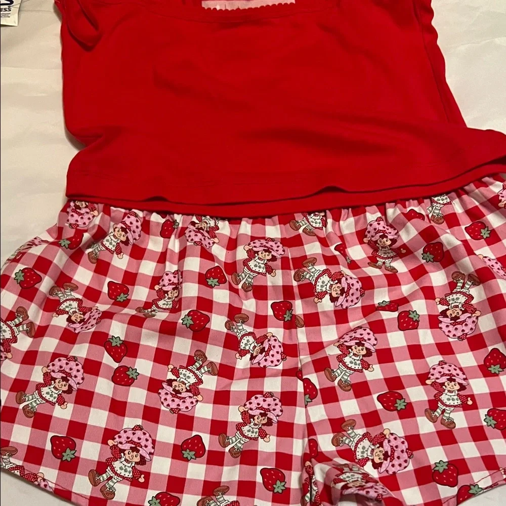 Size Large Strawberry Shortcake Pajama  short and cami Set NWT - Picture 4 of 4